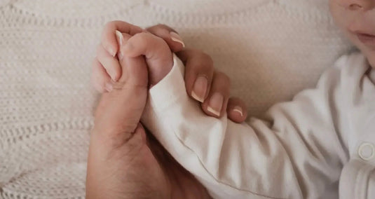 🍼 Les débuts avec bébé : ce qu’il vaut mieux éviter sans culpabiliser