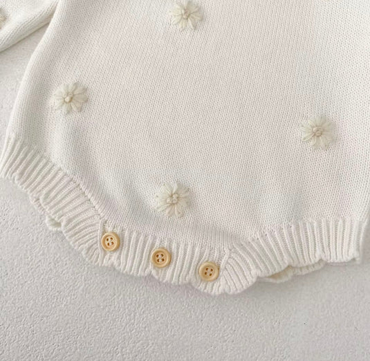 Combinaison bébé en tricot doux à motifs fleuris – Kali