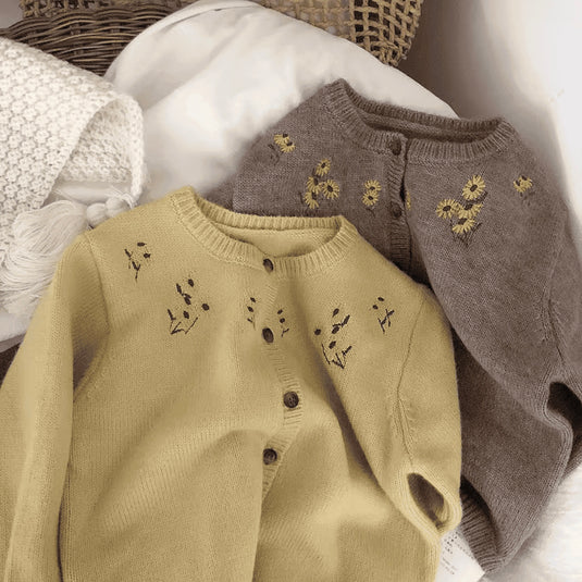 Cardigan bébé brodé en coton doux – Kali