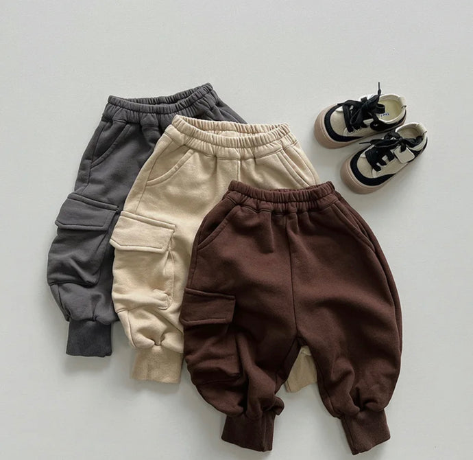 Pantalon enfant avec poche en coton doux et confortable – Modèle Kali