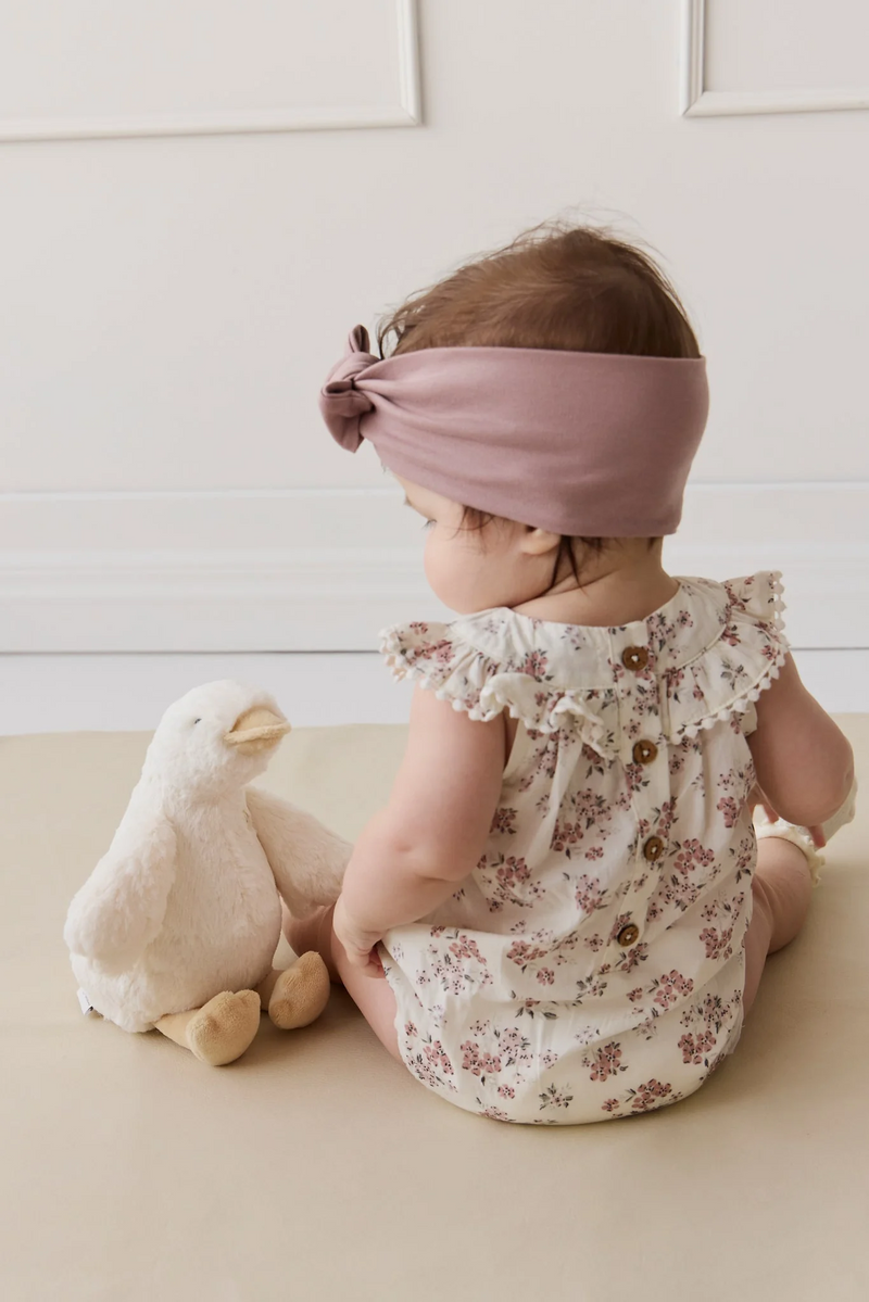 Chargez l'image dans la visionneuse de la galerie, Plush - Rose the Duck - Snuggle Bunnies
