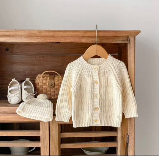 Cardiganet bébé en tricot doux – Kali