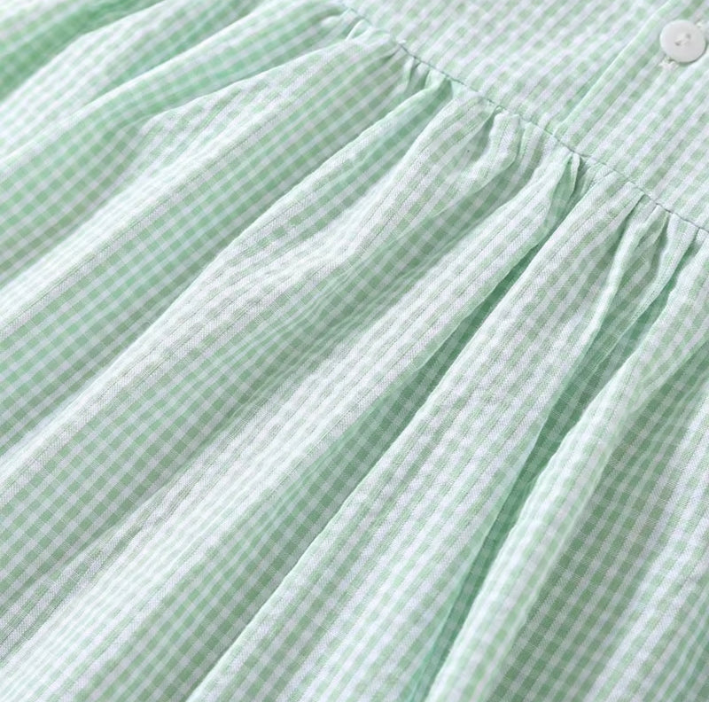Chargez l&#39;image dans la visionneuse de la galerie, Robe bébé fille haut de gamme à carreaux verts pâles – Modèle Kali en coton doux
