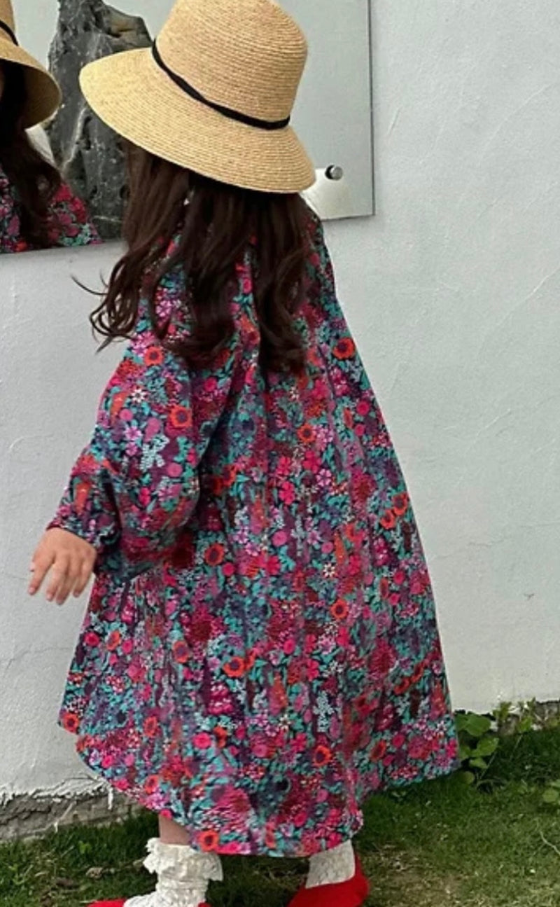 Load image into Gallery viewer, Fuchsia flower girl dress – Soft and colorful design – Kali
