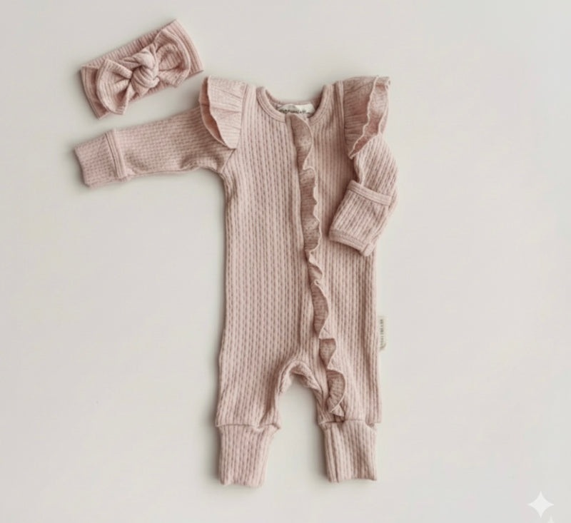 Chargez l'image dans la visionneuse de la galerie, Barboteuse bébé fille style boho avec bandeau assorti
