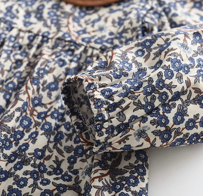 Load image into Gallery viewer, Girls' soft dark blue cotton dress with brown collar – Kali
