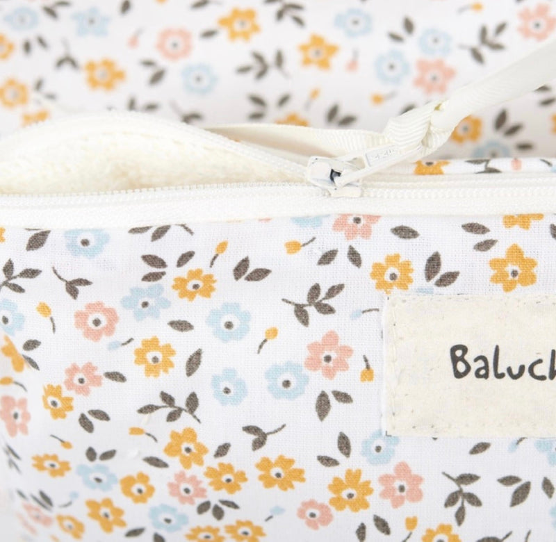 Chargez l'image dans la visionneuse de la galerie, Sac à cosmétiques fait mains format moyen petites fleurs
