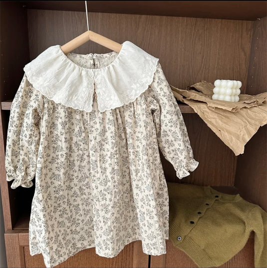 Robe bébé fille à fleurs beiges et bleues – Modèle Kali en coton doux