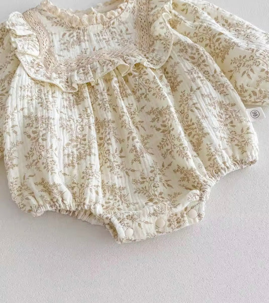Barboteuse bébé fleurie en coton doux – Kali bohème chic