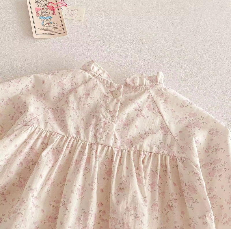 Chargez l&#39;image dans la visionneuse de la galerie, Robe bébé fille haut de gamme fleurie rose à manches longues – Modèle Kali en coton doux
