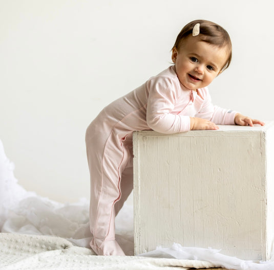 Genouillère rose bébé fille Coccoli sans froufrou en TENCEL™