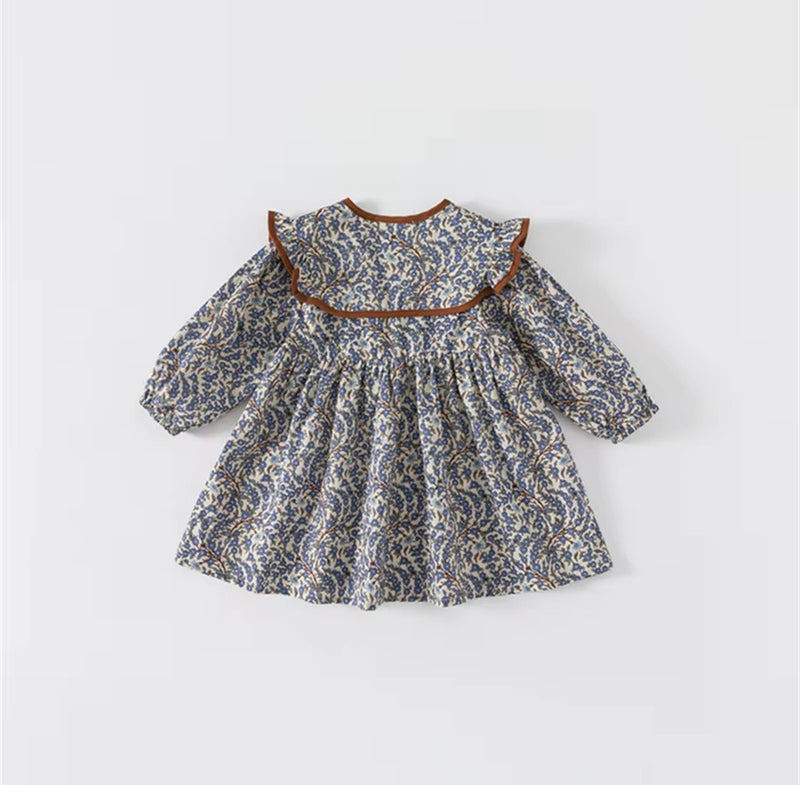 Load image into Gallery viewer, Girls' soft dark blue cotton dress with brown collar – Kali
