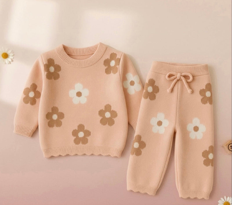 Load image into Gallery viewer, Girls' Soft Sweater + Floral Pants Set - Kali
