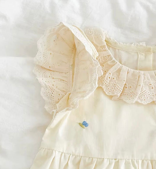 Robe Éloïse – Col en dentelle 🤍