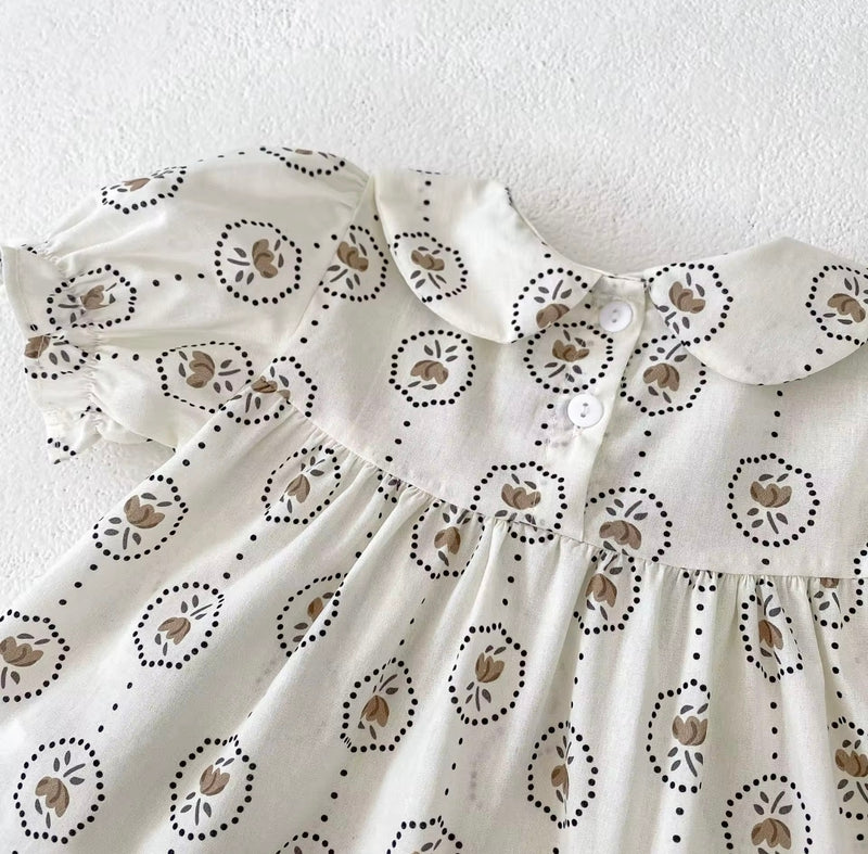 Load image into Gallery viewer, Summer baby romper with round floral patterns
