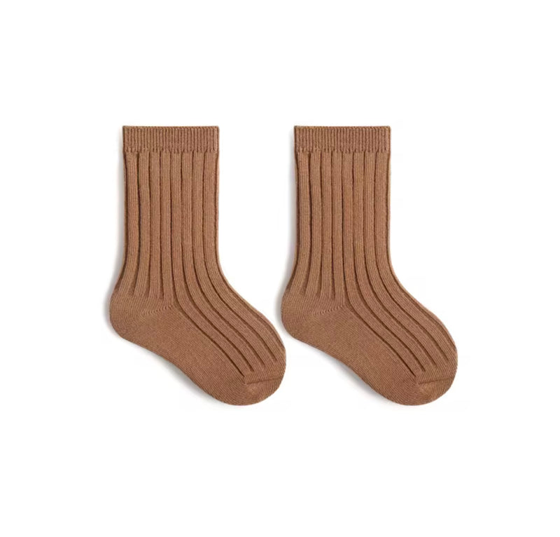 Chargez l&#39;image dans la visionneuse de la galerie, Chaussettes courtes enfant en coton doux – Kaki Lilas
