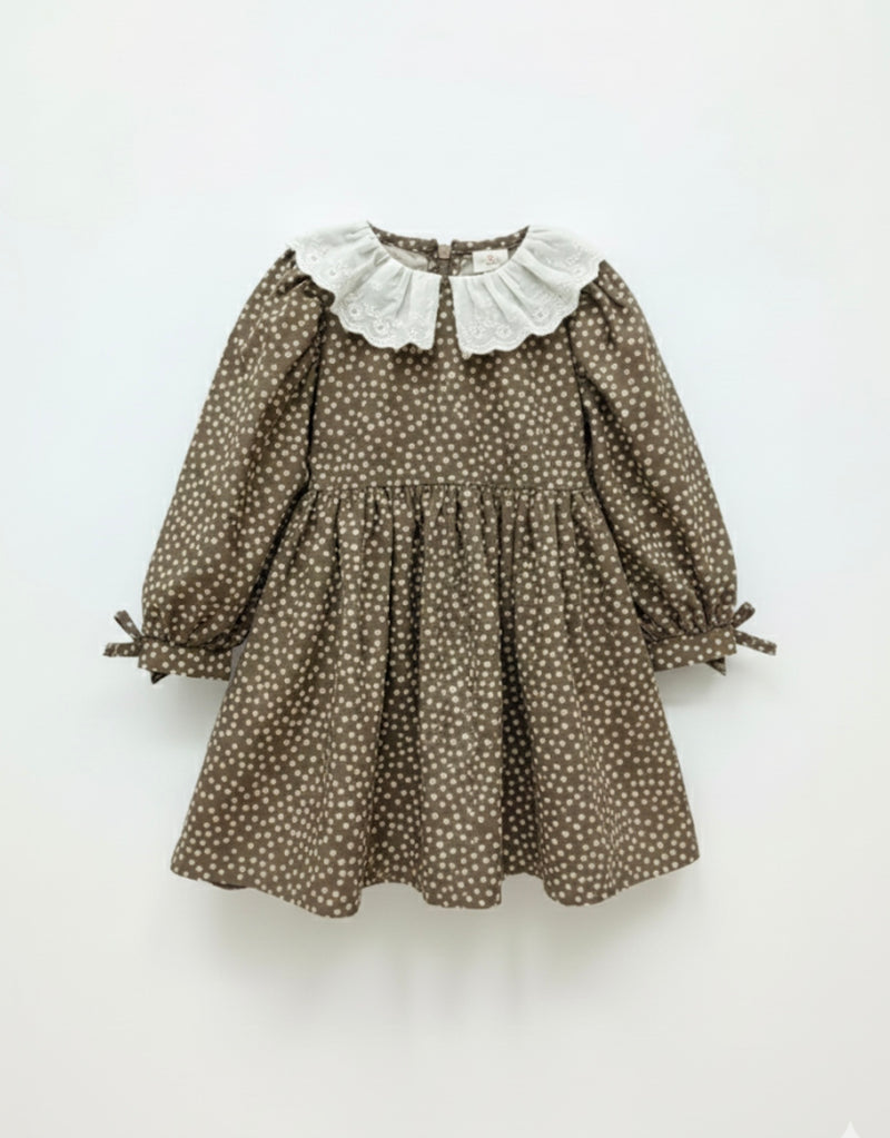 Chargez l'image dans la visionneuse de la galerie, Robe coton fleurie d’automne brune– Kali
