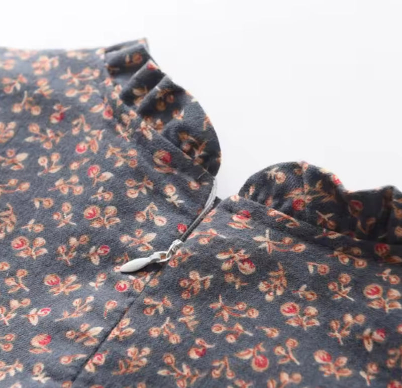 Chargez l&#39;image dans la visionneuse de la galerie, Robes fille d’automne en coton doux – Motifs fleuris élégants
