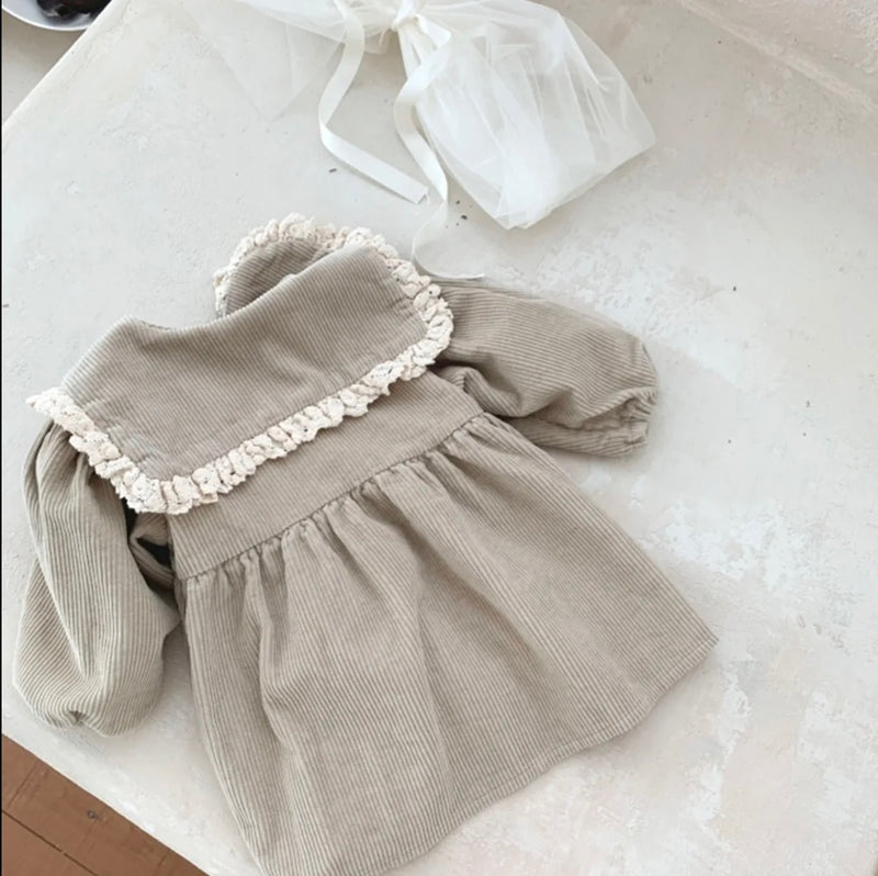 Chargez l&#39;image dans la visionneuse de la galerie, Robe fille deux tons – Modèle Kali en coton doux, style élégant
