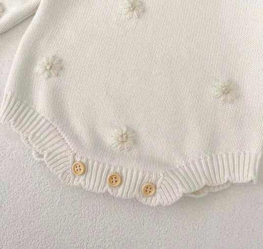 Soft knit baby jumpsuit with floral pattern – Kali