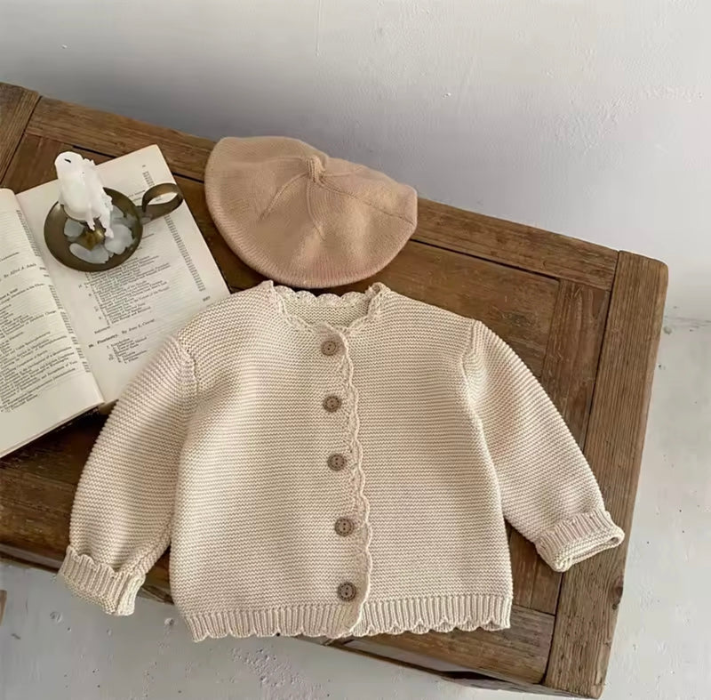 Chargez l&#39;image dans la visionneuse de la galerie, Cardigan bébé coton beige doux – Kali
