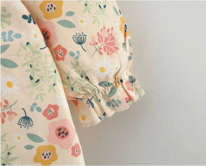 Load image into Gallery viewer, Baby girl&#39;s summer dress with floral patterns - Kali model, light and colorful
