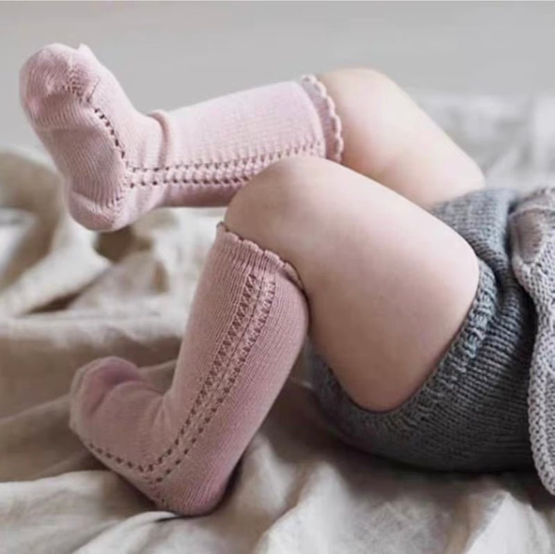 Load image into Gallery viewer, Chaussettes hautes bébé fille coton doux – automne – Kali - Boutique Kaki Lilas
