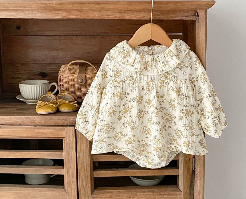 Load image into Gallery viewer, Baby girl yellow flower romper soft cotton (3-6M)
