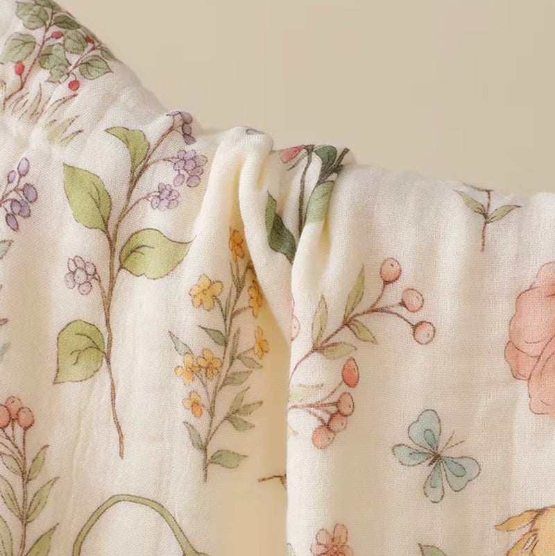 Load image into Gallery viewer, Soft &amp; light organic cotton and bamboo baby muslin – Kali
