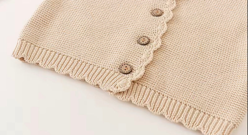 Chargez l&#39;image dans la visionneuse de la galerie, Cardigan bébé coton beige doux – Kali
