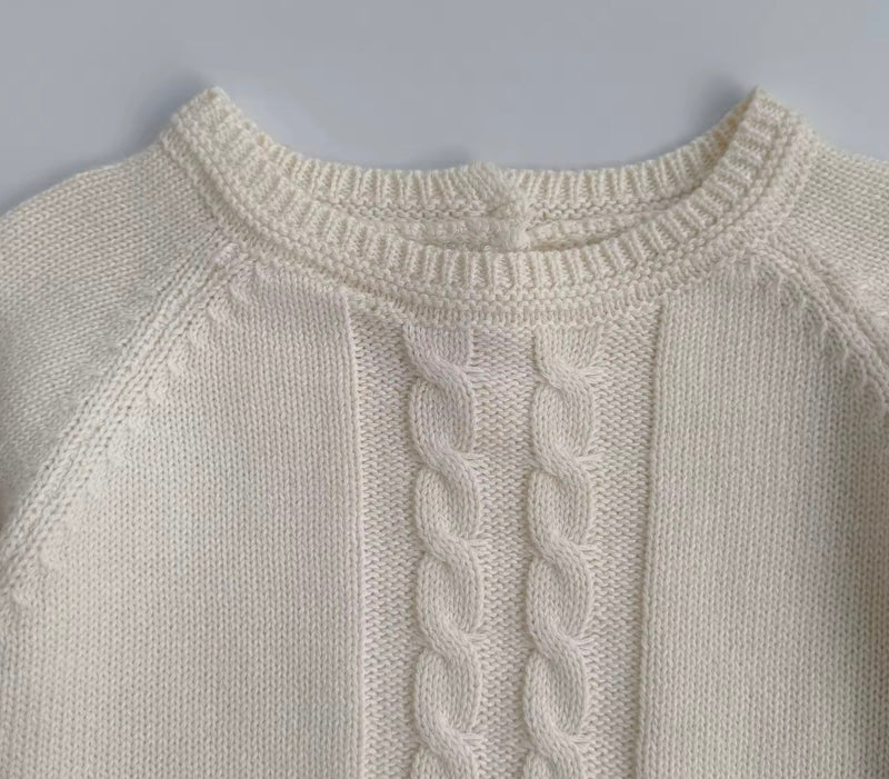 Load image into Gallery viewer, Girls' knitted ivory cable-knit sweater – Fall-Winter
