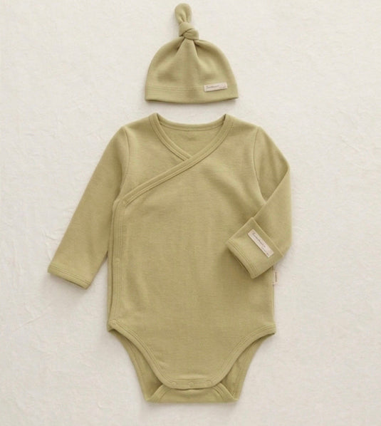 Organic cotton baby grow with hat