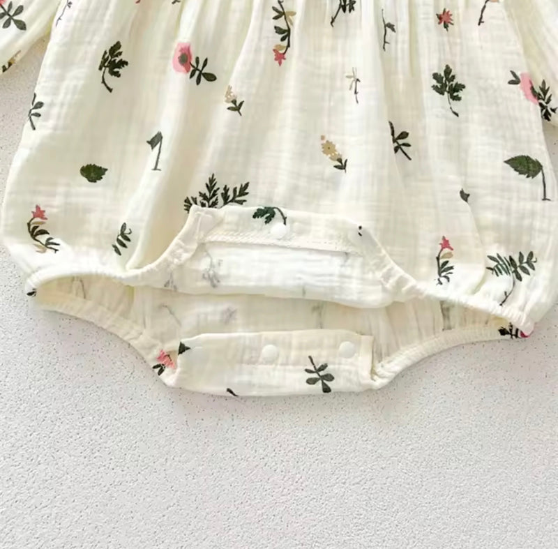 Chargez l&#39;image dans la visionneuse de la galerie, Barboteuse bébé fleurie rosée + bandeau – Kali – Coton doux
