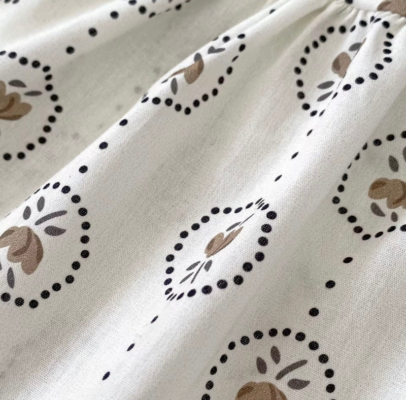 Load image into Gallery viewer, Summer baby romper with round floral patterns
