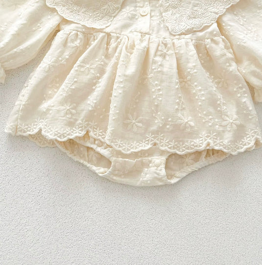 Barboteuse bébé à manches longues en coton – Col en dentelle brodé Kali