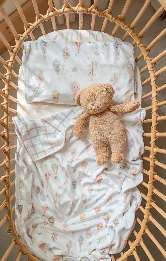TAIE D'OREILLER POUR ENFANT - CERF-VOLANT - VEILLE SUR TOI