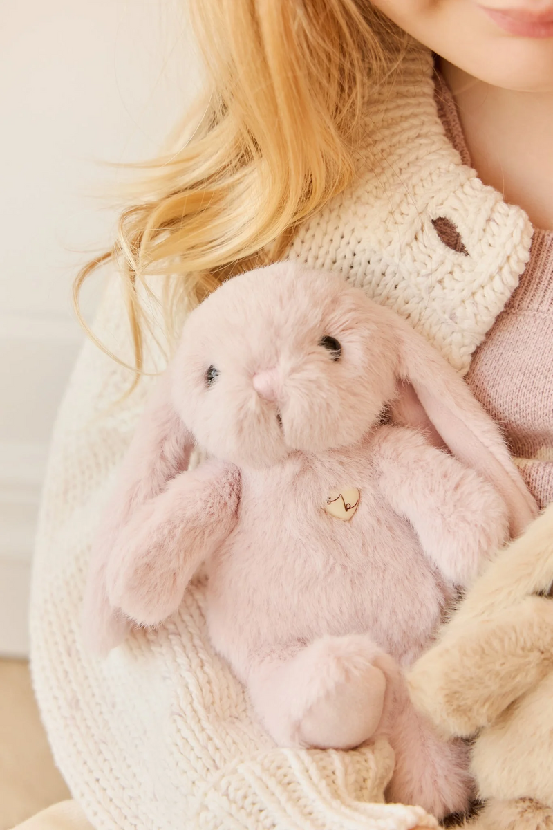 Chargez l'image dans la visionneuse de la galerie, PELUCHE PÉNÉLOPE LE LAPIN 15CM - BLOSSOM - SNUGGLE BUNNIES
