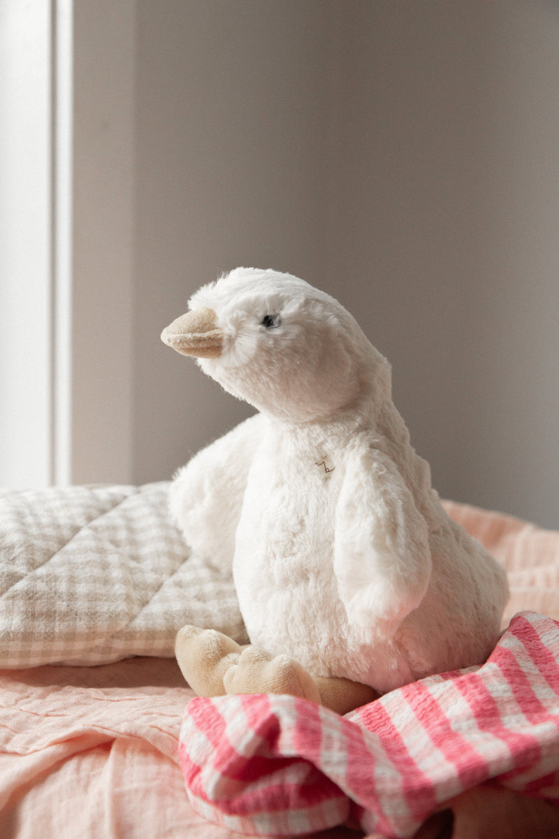 Chargez l'image dans la visionneuse de la galerie, Plush - Rose the Duck - Snuggle Bunnies
