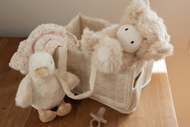 Chargez l'image dans la visionneuse de la galerie, PELUCHE HILDA LA VACHE HIGHLAND - BEIGE - SNUGGLE BUNNIES
