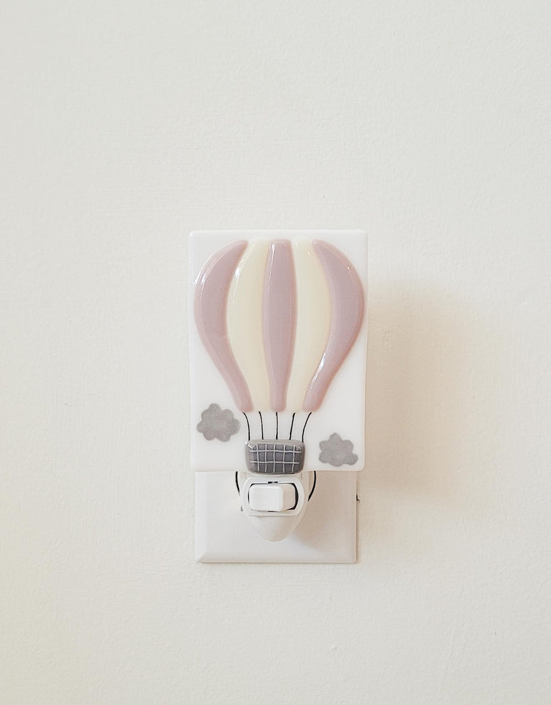 Load image into Gallery viewer, VEILLEUSE - BALADE EN MONTGOLFIÈRE - ROSE ANTIQUE - VEILLE SUR TOI
