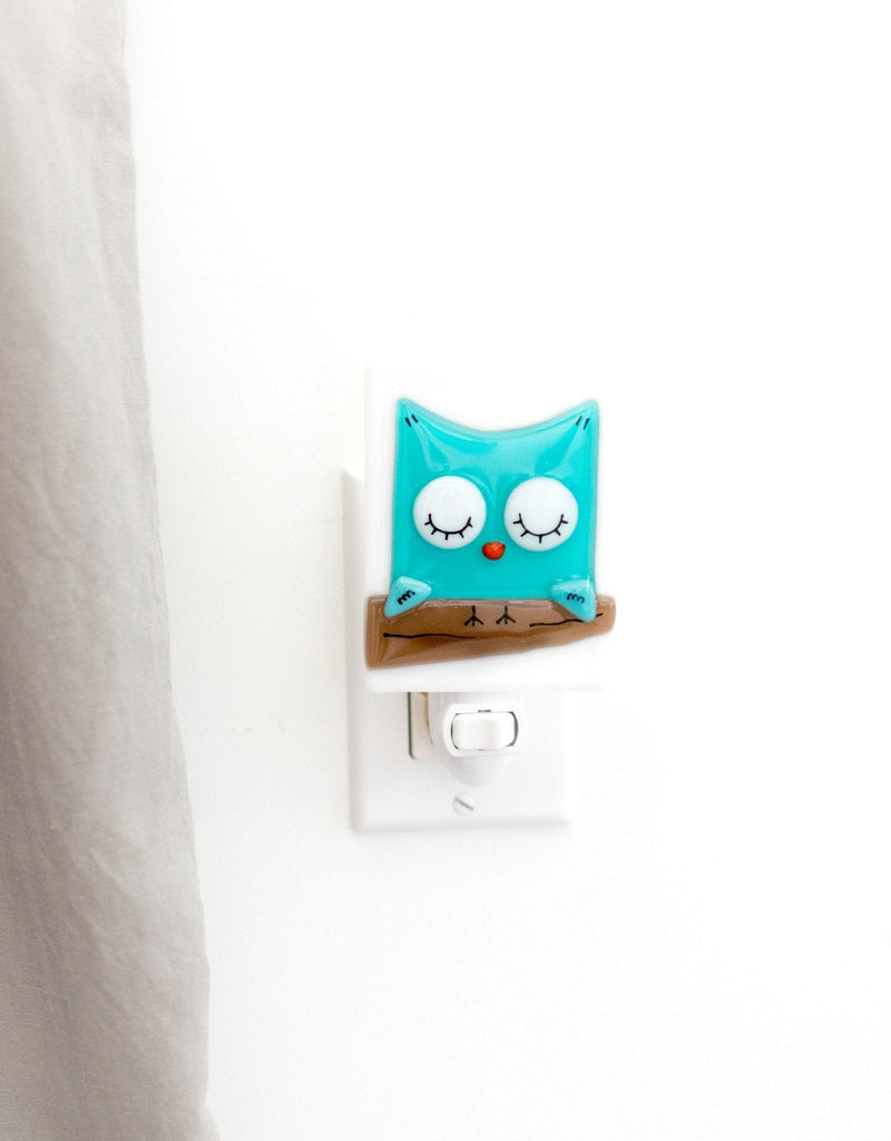 Load image into Gallery viewer, VEILLEUSE - PETIT HIBOU - TURQUOISE - VEILLE SUR TOI
